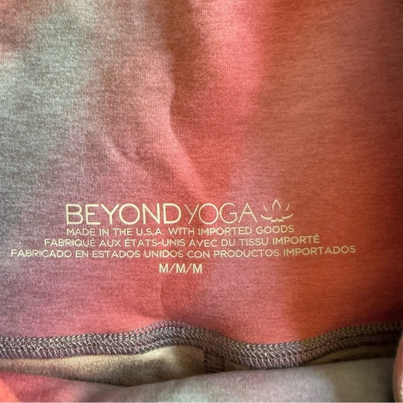 Beyond Yoga Pink Blue Leggings Size Medium - Picture 7 of 7